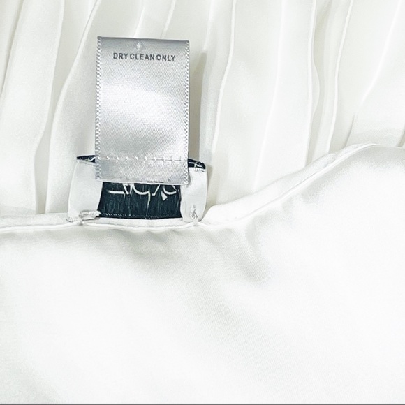 Never worn Cache tiered pleated hi-low midi dress size L - Picture 6 of 7